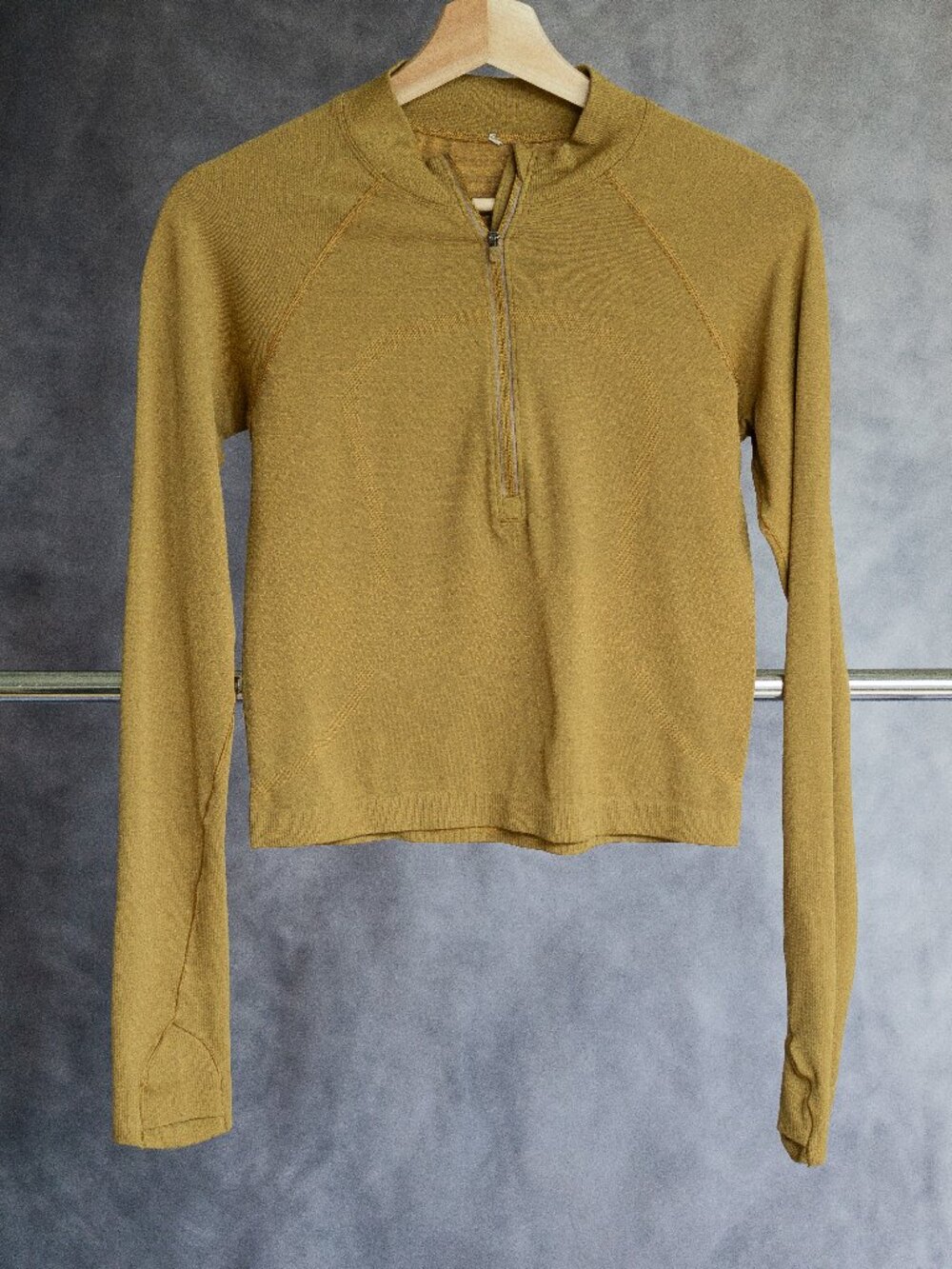 Lululemon Long Sleeve Half Zip